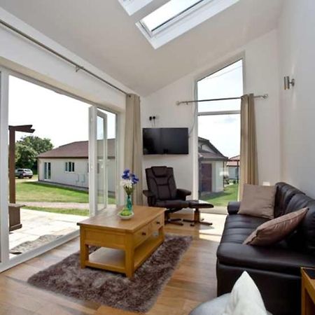Lovely 2 Bedroom Holiday Chalet Near Sidmouth Eksteriør bilde