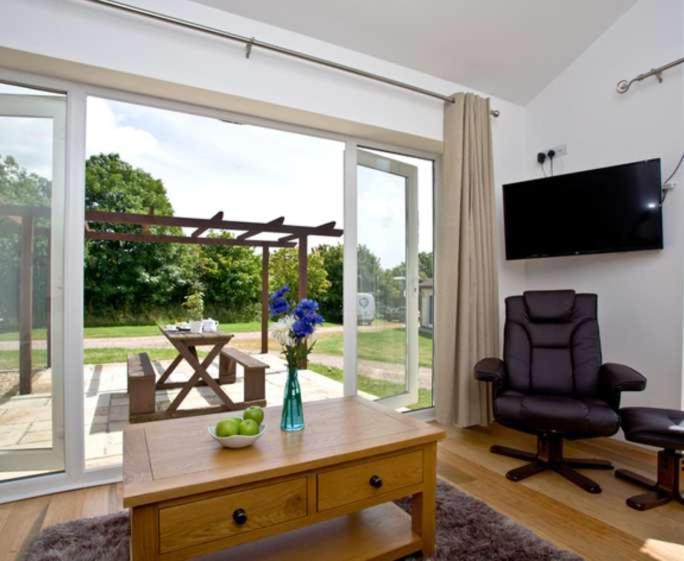Lovely 2 Bedroom Holiday Chalet Near Sidmouth Eksteriør bilde